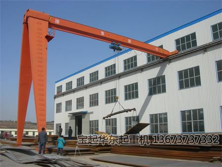 MHB型電動(dòng)葫蘆半門式起重機(jī)